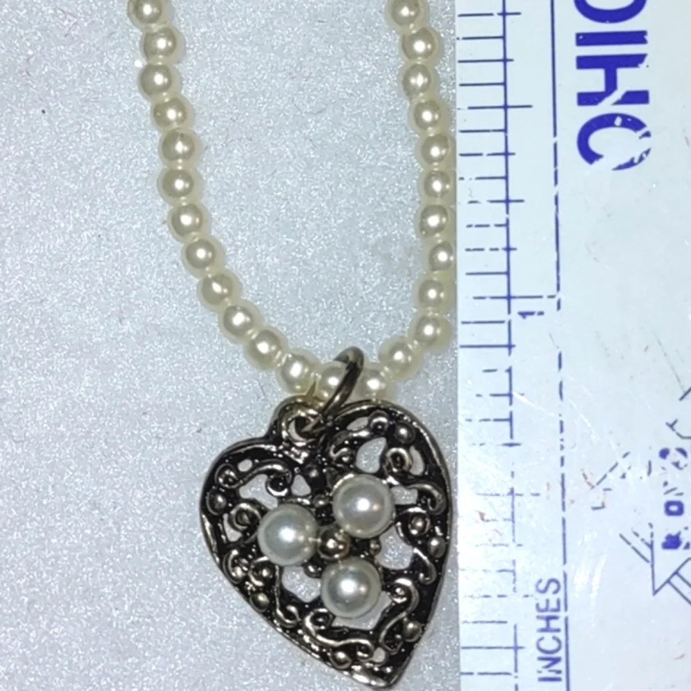 Girls' Dainty Pearl Necklace w/ Heart